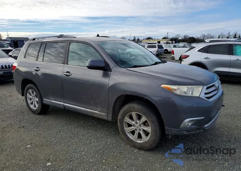 2012 Toyota Highlander Base z USA, uszkodzony, nr VIN 5TDZA3EH7CS021871